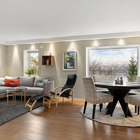 Apartment Cozy Elegant 2bedroom W/parking And View *