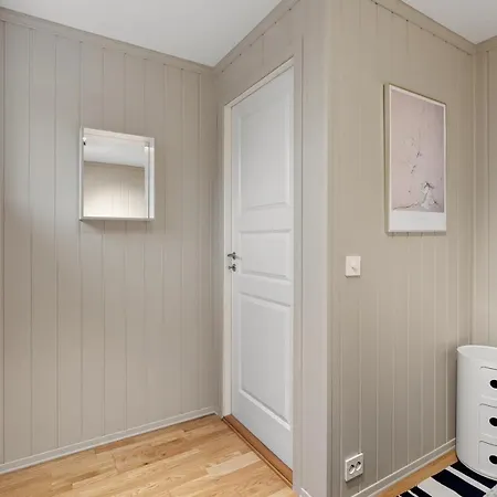 Cozy Elegant 2bedroom W/parking And View Lägenhet